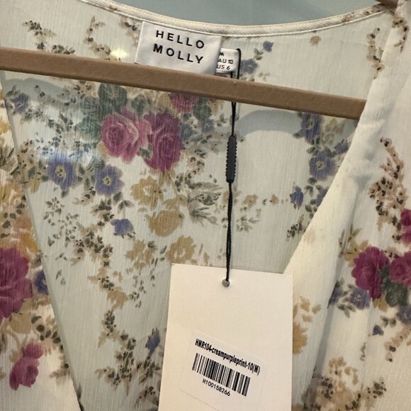 Hello Molly Floral Dress- Size 6 - Picture 4 of 5